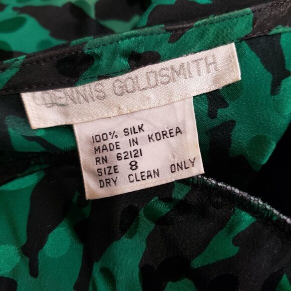 Vintage Dennis Goldsmith Green Silk Button Down Blouse W/ Women Silhouette Print - Picture 9 of 15